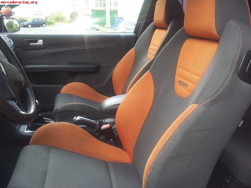 Focus st 2.5t 225cv racing orange