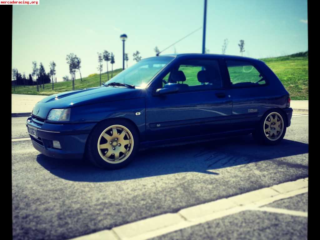 Clio williams