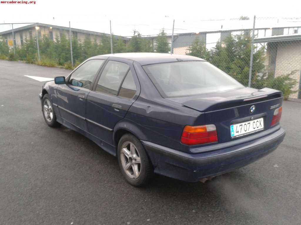 Bmw 325 e 36 1600e negociables.andando,al dia