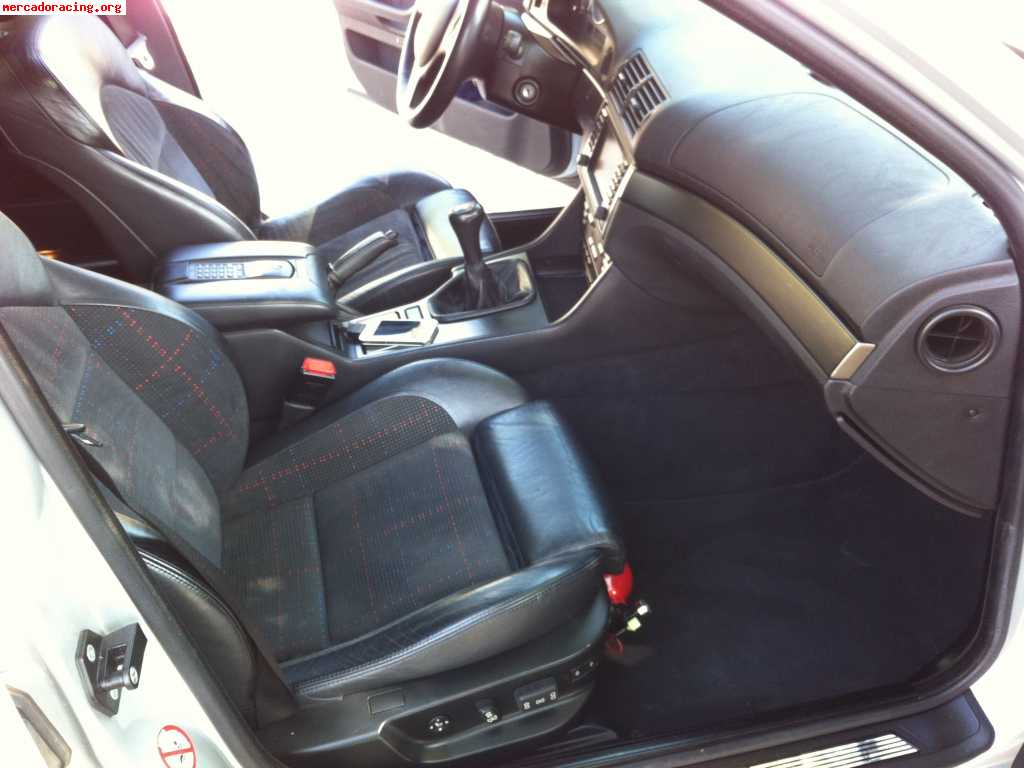 Bmw m5 e39 400cv 04/2001 8500€ 169.000km  libro, techo piel,
