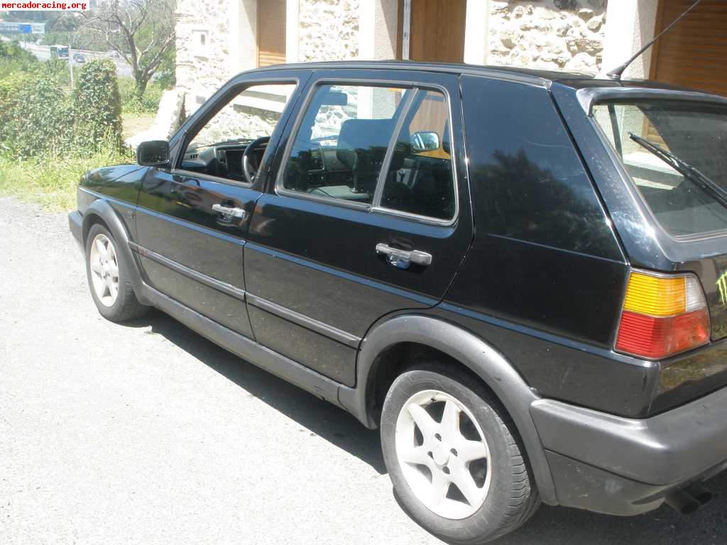 Se vende golf 1.8 gti. año 1990 1200€