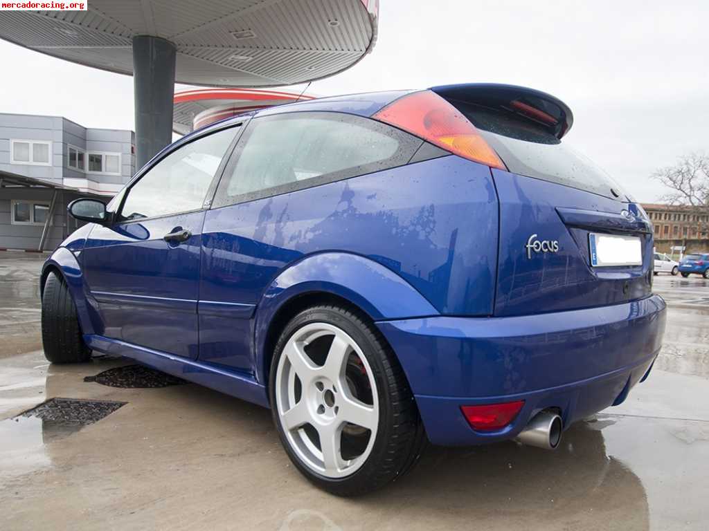 Ford focus rs 2.0 mk1  2004   109000km    14500€