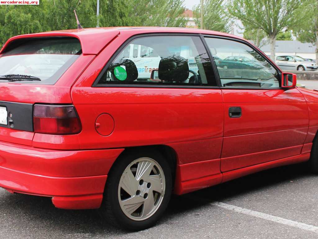 Se vende o se cambia opel astra gsi 16v 150 cv