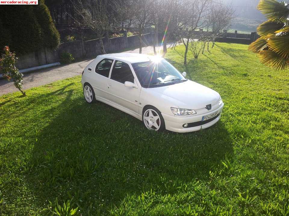 Se vende o se cambia 306 gti 6v