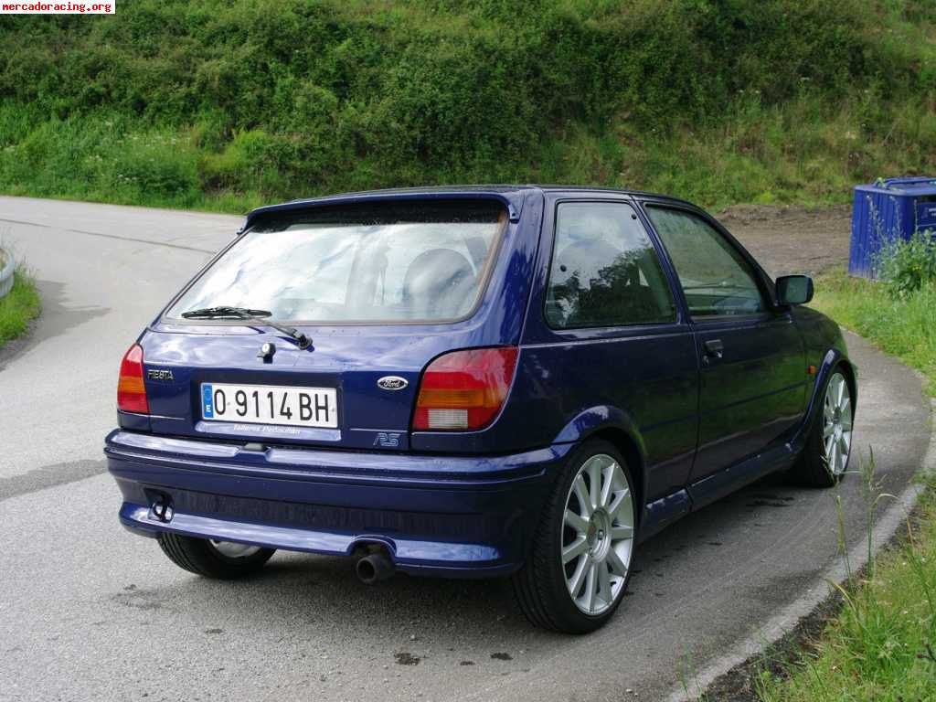 Ford fiesta rs 1800