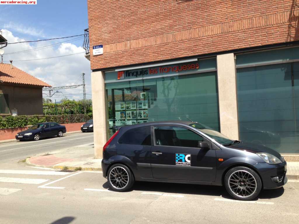 Se vende ford fiesta 1.6 tdci sport 12/2005