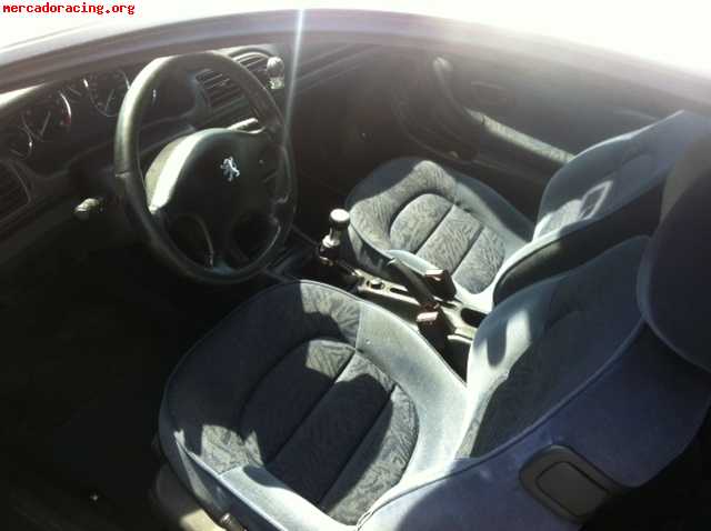 Peugeot 406 coupe 2.0 2.450 €