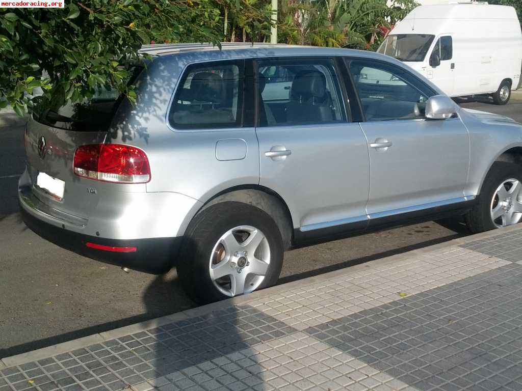 Se vende vw touareg 3.0 v6 tdi muy nuevo!!