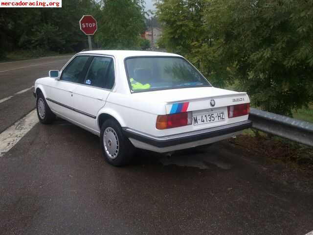 Bmw - 320 e30