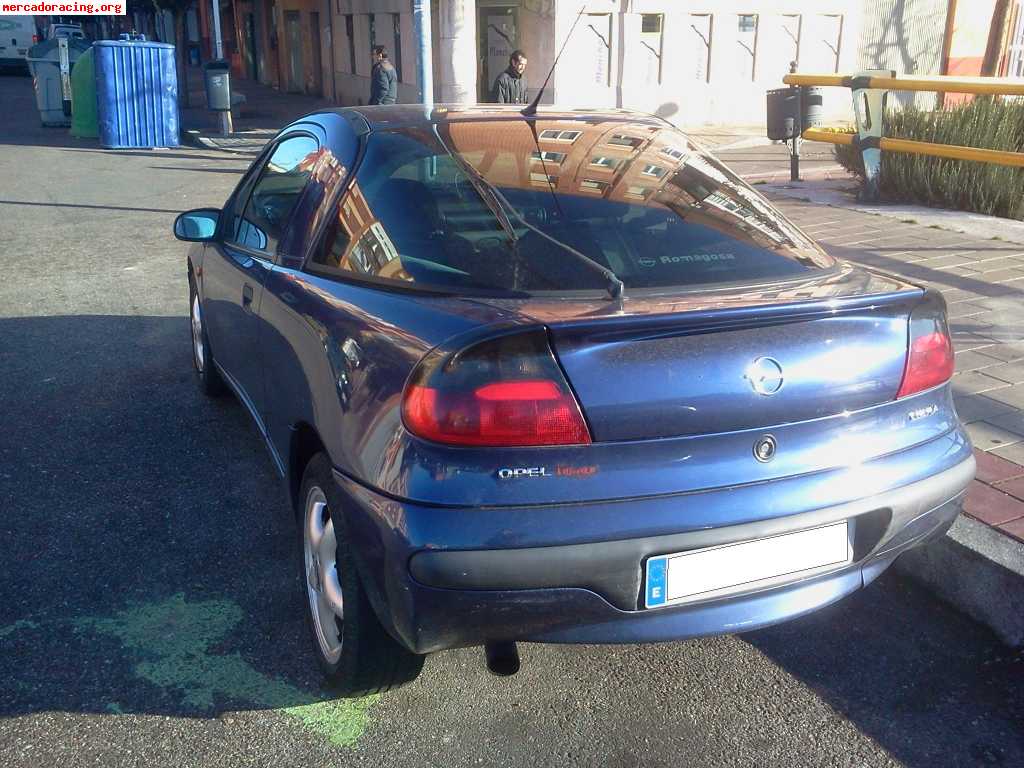 Opel tigra 1600 16v