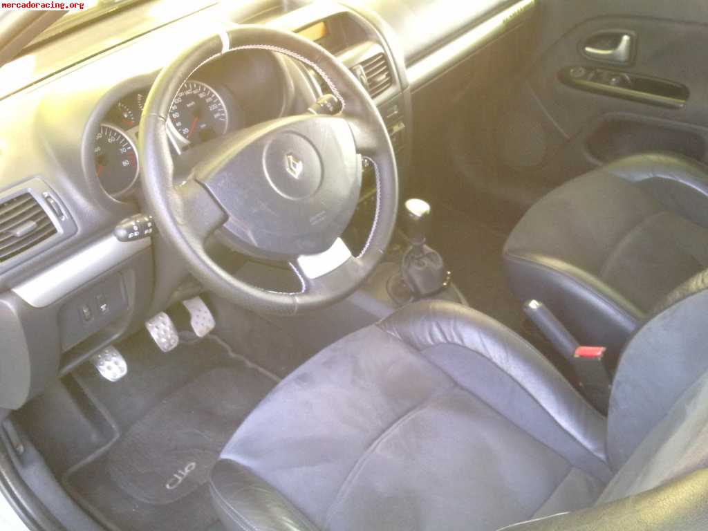 Renault clio sport