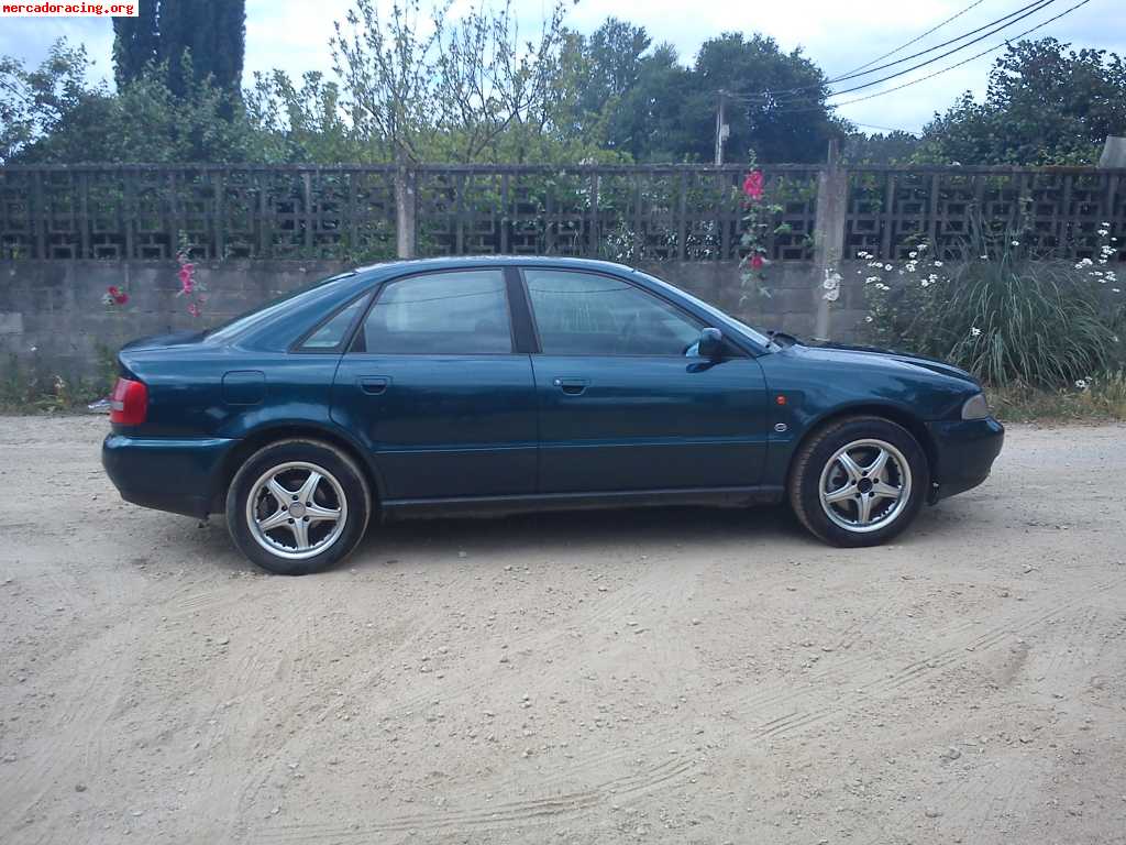 Audi a4 2.6 v6 quattro 1900 €
