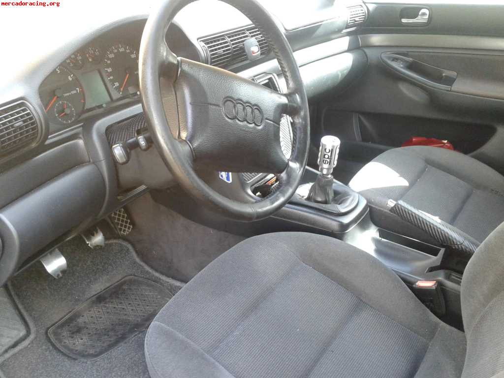Audi a4 2.6 v6 quattro 1900 €