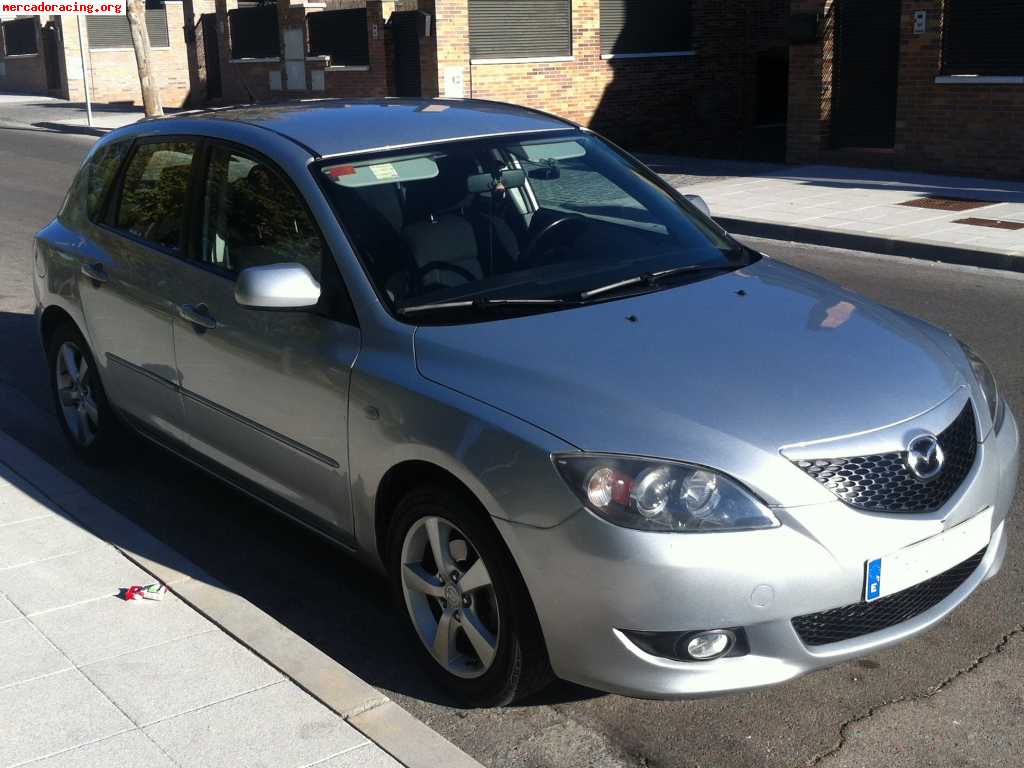 Se vende mazda 3 1.6crtd 110cv active  