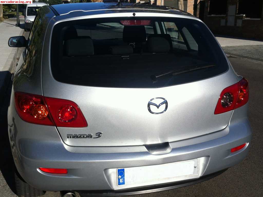 Se vende mazda 3 1.6crtd 110cv active  