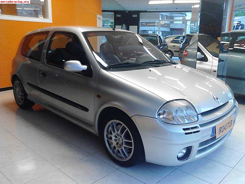 Clio sport 172cv, 3.200€ sólo hasta fin de año!!