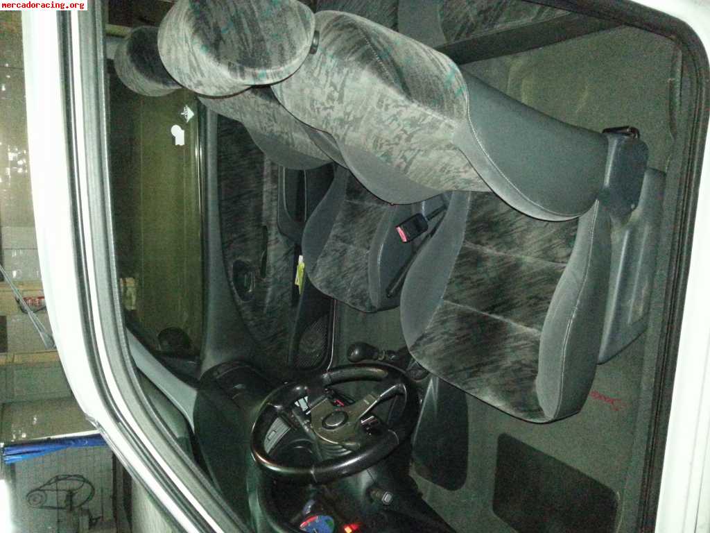 Saxo vts1.6