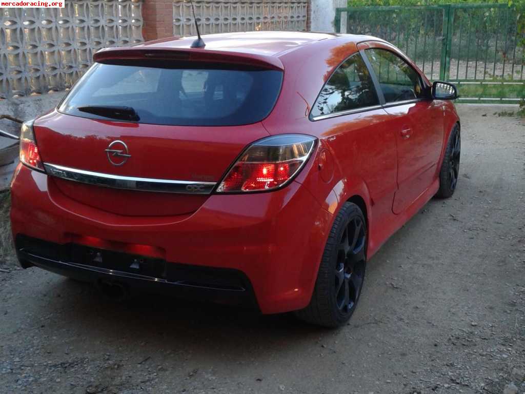 Opel astra opc para circuito