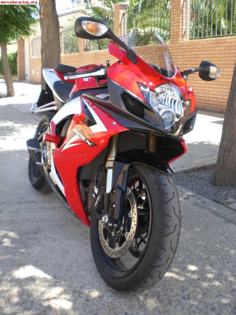 Vendo suzuki gsxr600 2007 por paternidad