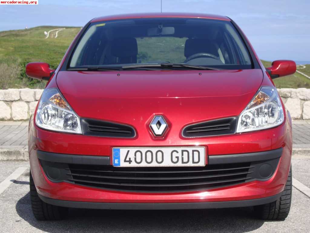 Renault clio 1.5 dci de año 2008 70 cv