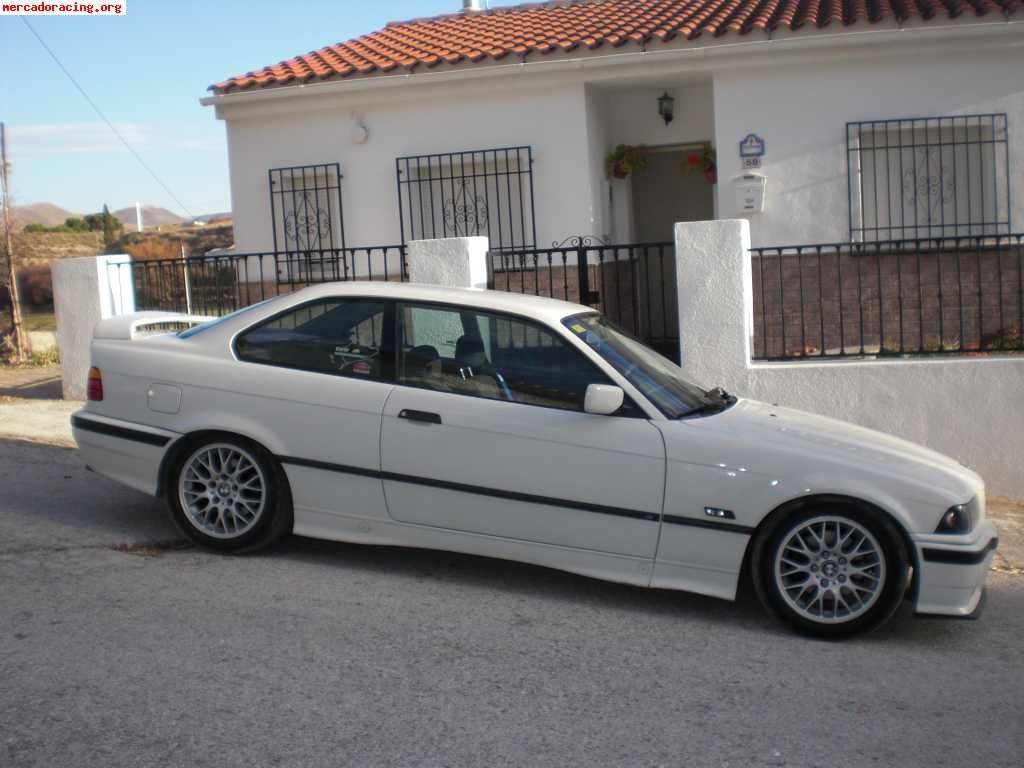 Bmw - 320 i coupe (2800€)