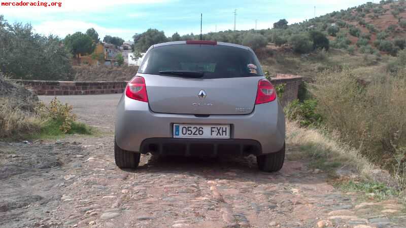 Se vende clio sport f1 r27 200 cv edicion limitada