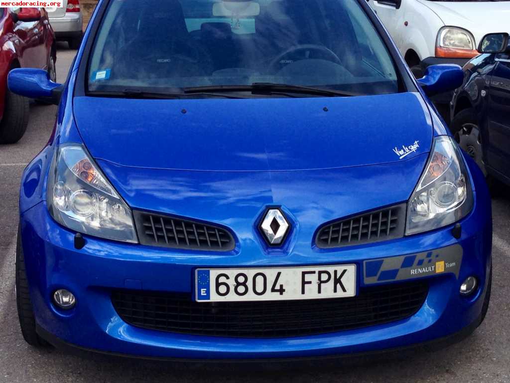 Clio sport f1 team r27