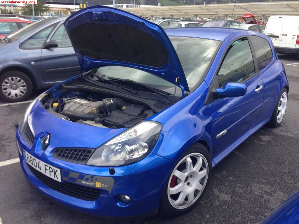 Clio sport f1 team r27