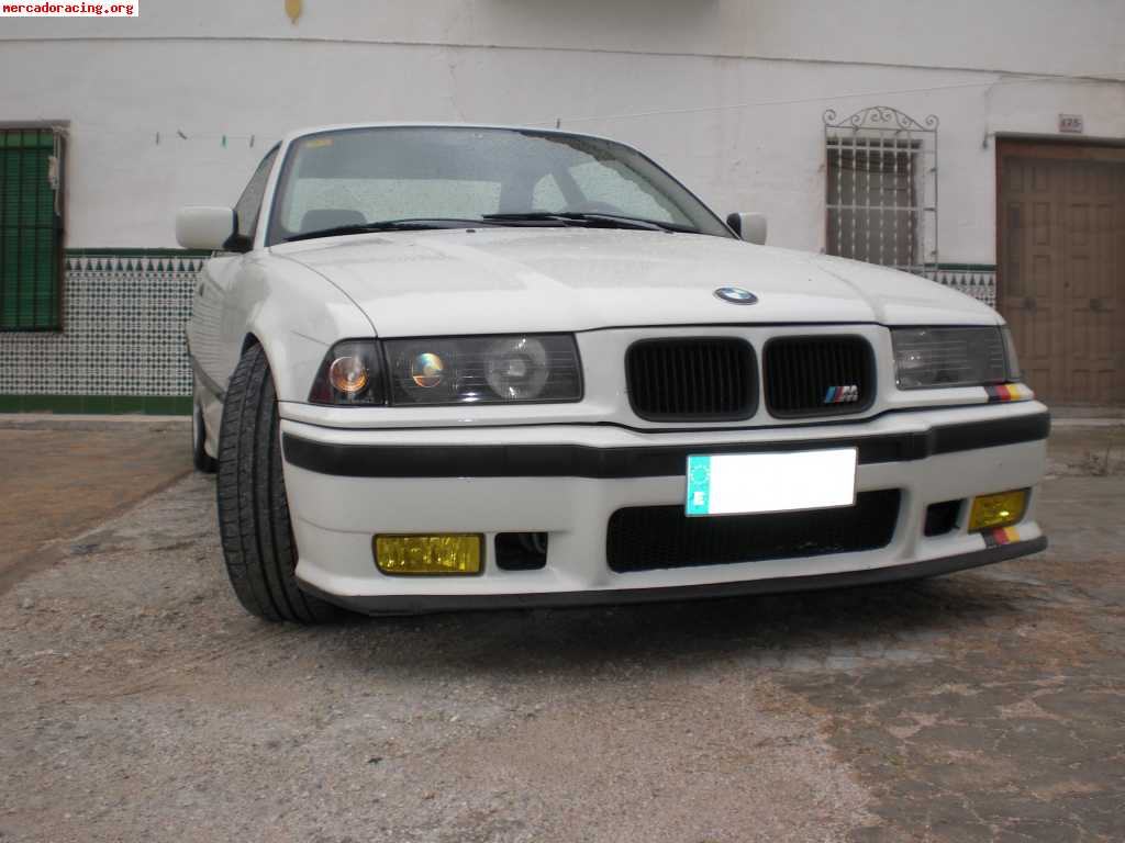 Bmw e36 320 i coupe (2499€) 