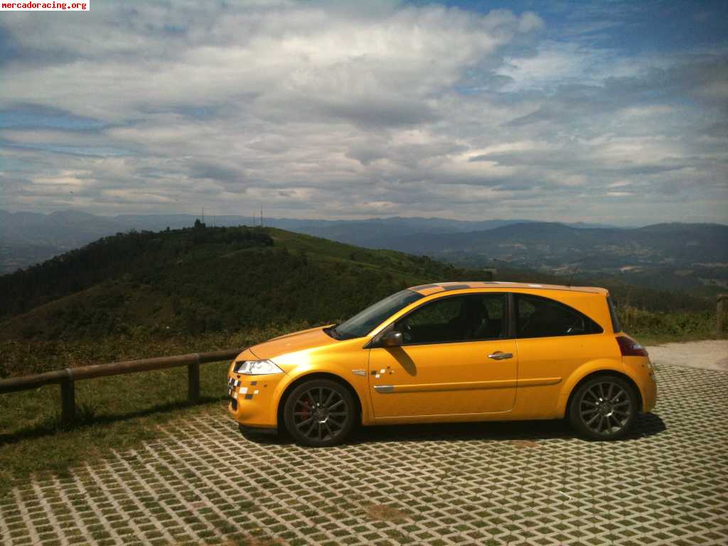 Se vende renault megane sport f1 team r26