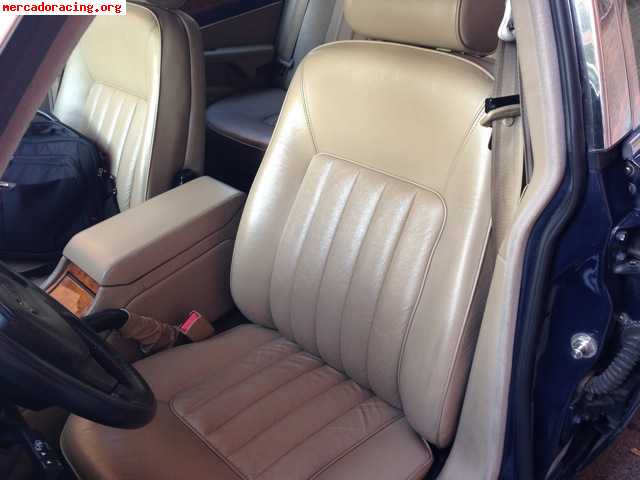 Jaguar modelo daimler 4.0 xj