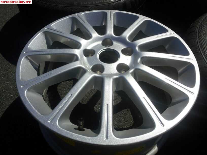 Vendo llantas renault sport 17 