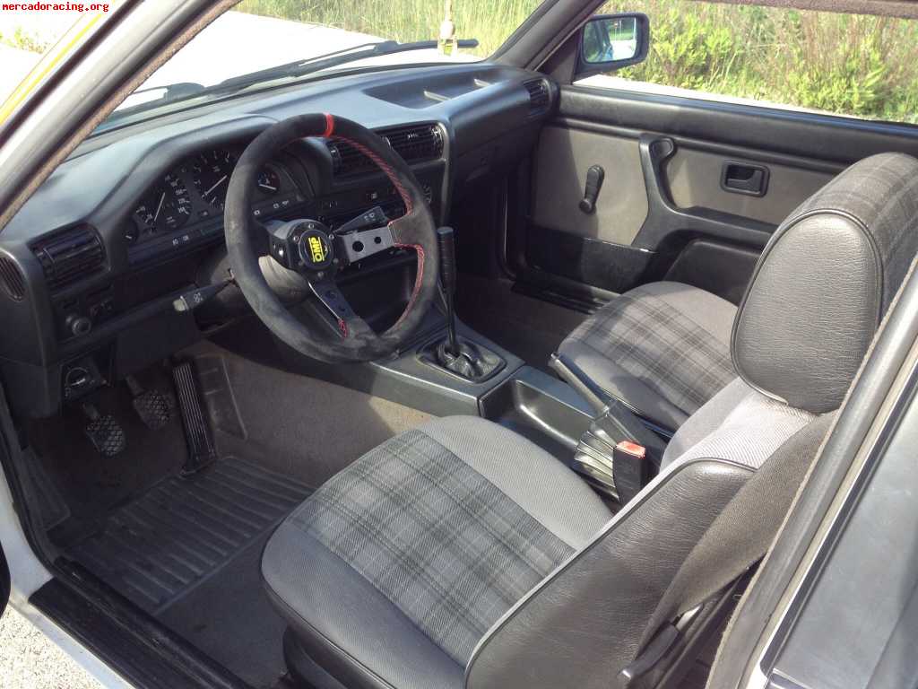 Vendo bmw e30 318is