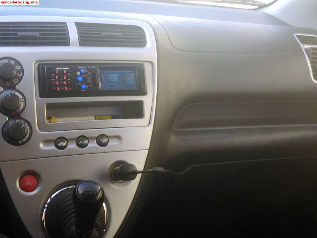 Se vende honda civic 1.6 vtec