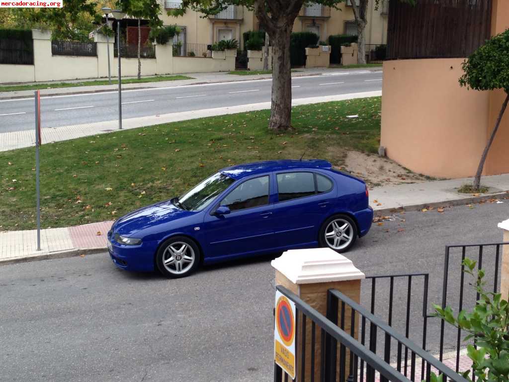 Se vende seat leon 1.9 tdi 150cv fr azul pitufo