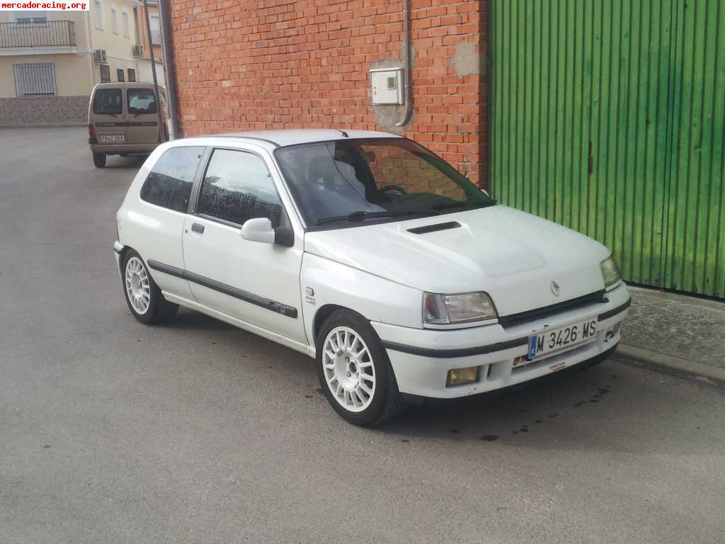 Clio 16v con mecanica de williams