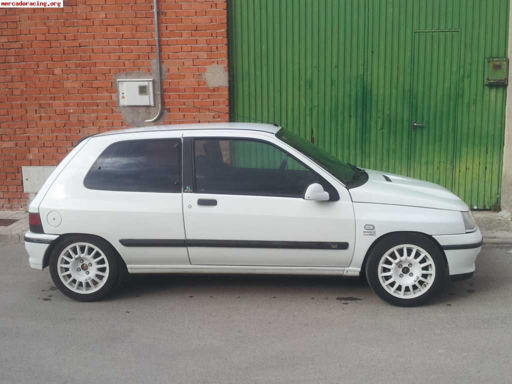 Clio 16v con mecanica de williams