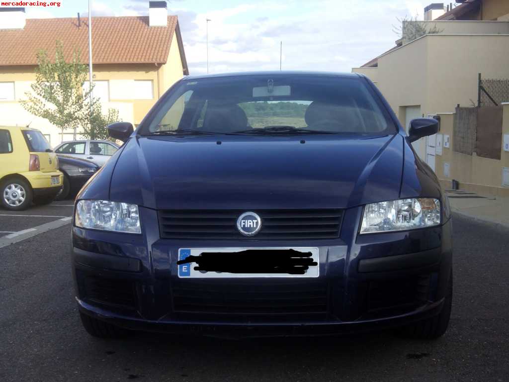 Stilo 1.9jtd 2700€