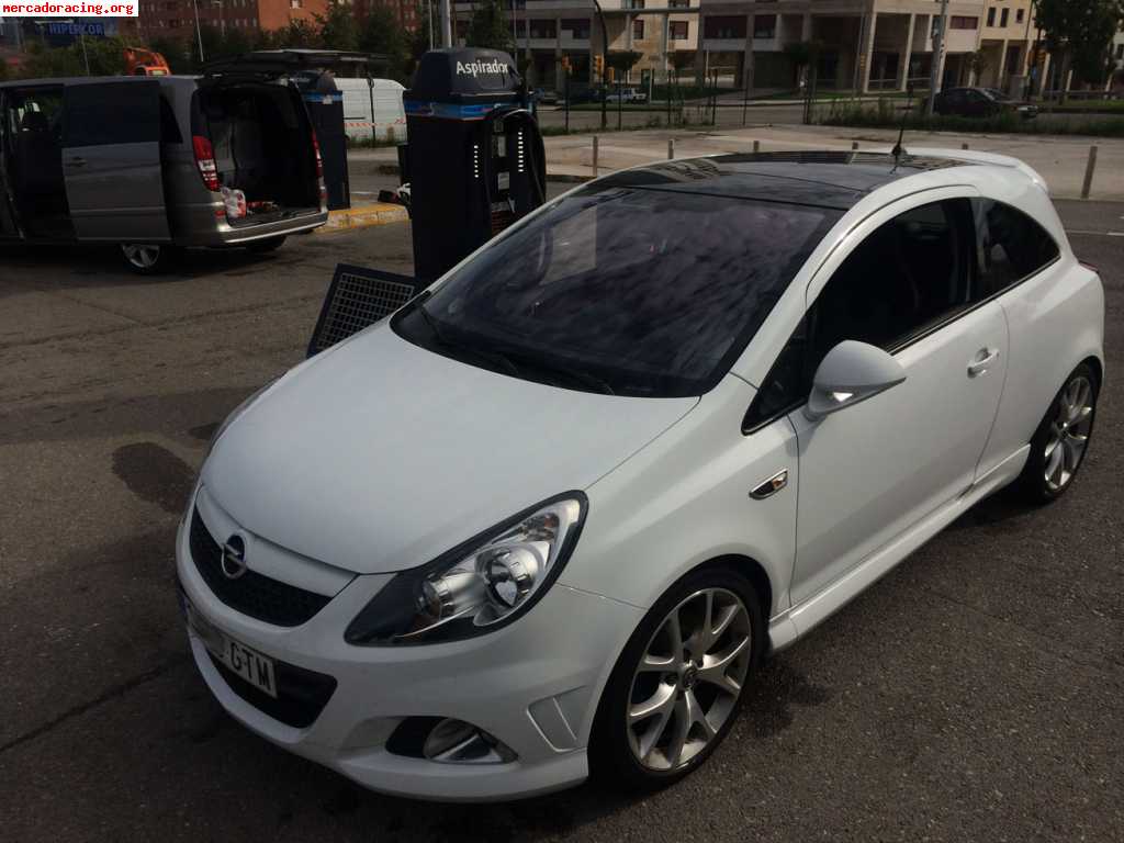 Opel corsa opc blanco