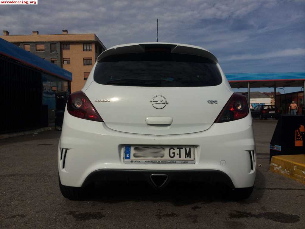 Opel corsa opc blanco