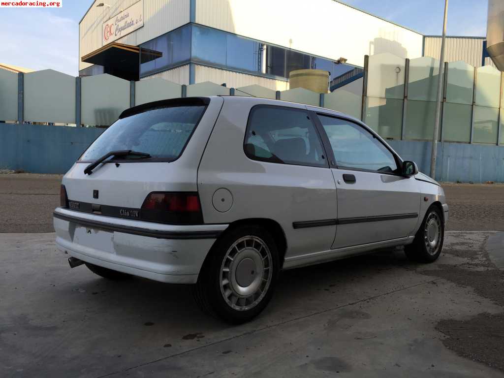 Clio 1.8 16v 140cv!!! 1990€ !!!!!!