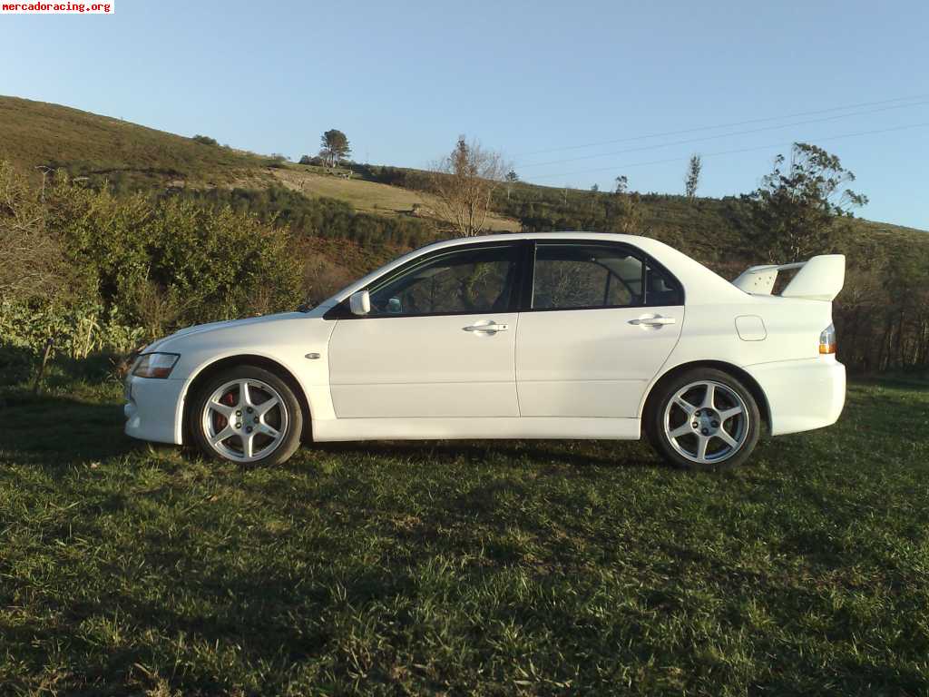 Se vende mitsubishi lancer evo viii