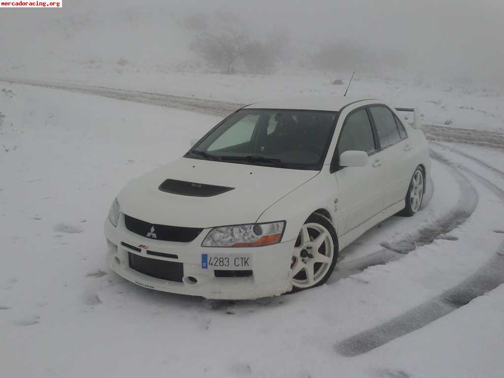 Se vende mitsubishi lancer evo viii