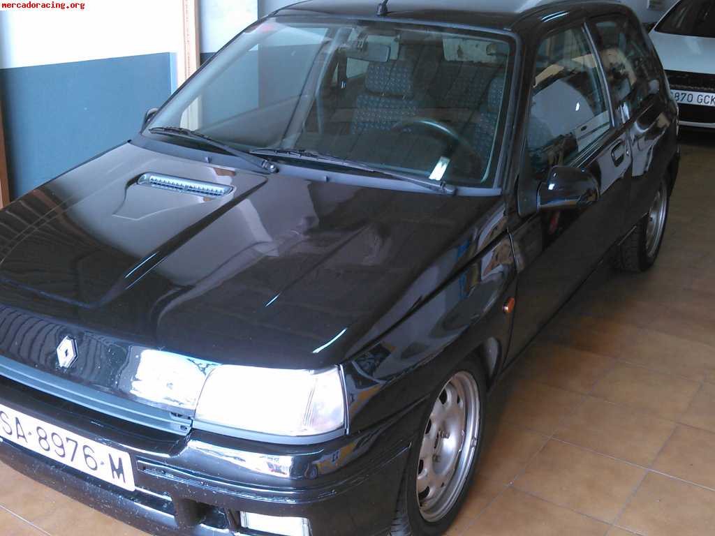 Renault clio 1.8 16 v
