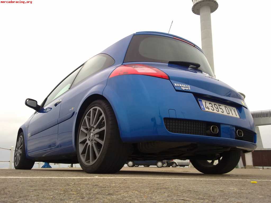 Renault megane sport rs turbo f1 team 225 cv