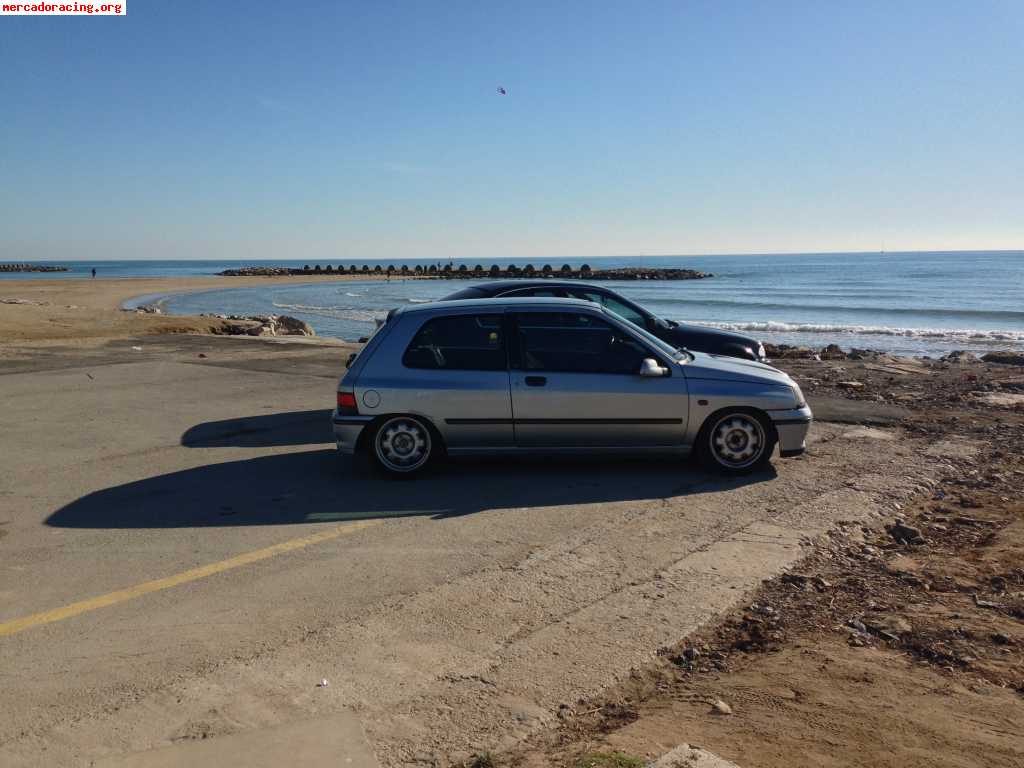 Se vende renault clio 16v año 1991