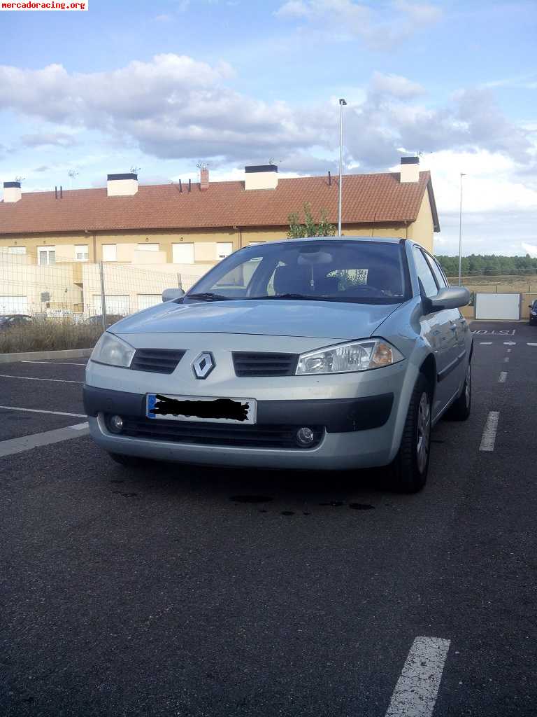 Megane 1.9dci 2004/ 3100€