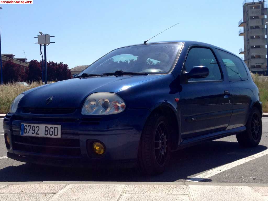 Clio sport ph1     3300€    