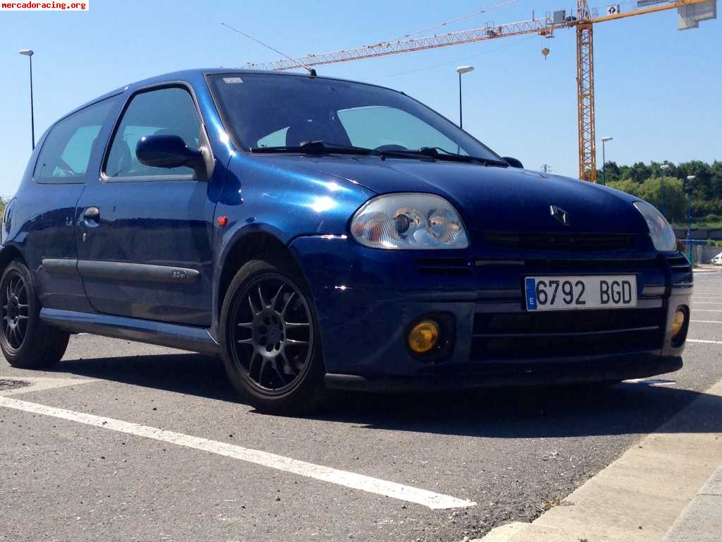 Clio sport ph1     3300€    