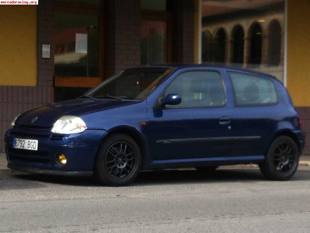 Clio sport ph1     3300€    